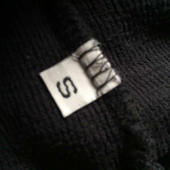 Filter shirt in size small - Picture 7 of 9